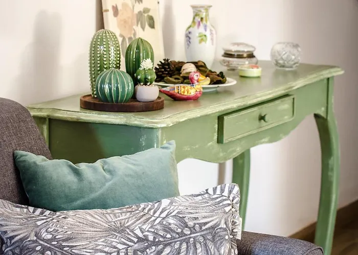 Anma The Secret Garden アパート Pianello Del Lario