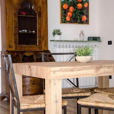 Anma The Secret Garden Apartment Pianello Del Lario